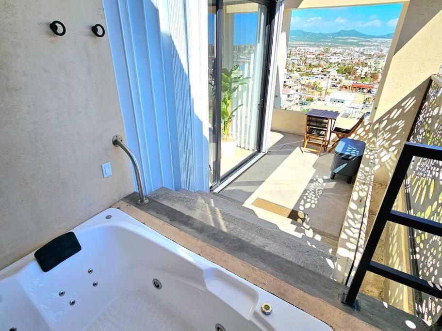 Amazing Panoramic View From Penthouse In Pedregal Apartment Cabo San Lucas Exterior photo